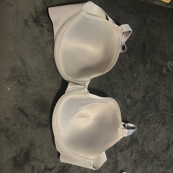 Soma vanishing 360 perfect coverage bra. - Picture 4 of 4